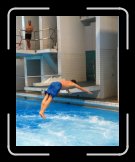 EU_Leffe_15-54-33_1 * Strck! Nej, inte horisontellt! Okej, nu behvs det inget solariepass - men dock after sun (ls: after splash). * 2592 x 3248 * (843KB)